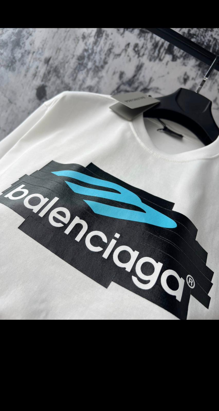 TSHIRT BALENCIAGA
