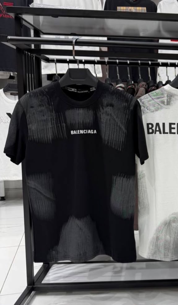 TSHIRT BALENCIAGA