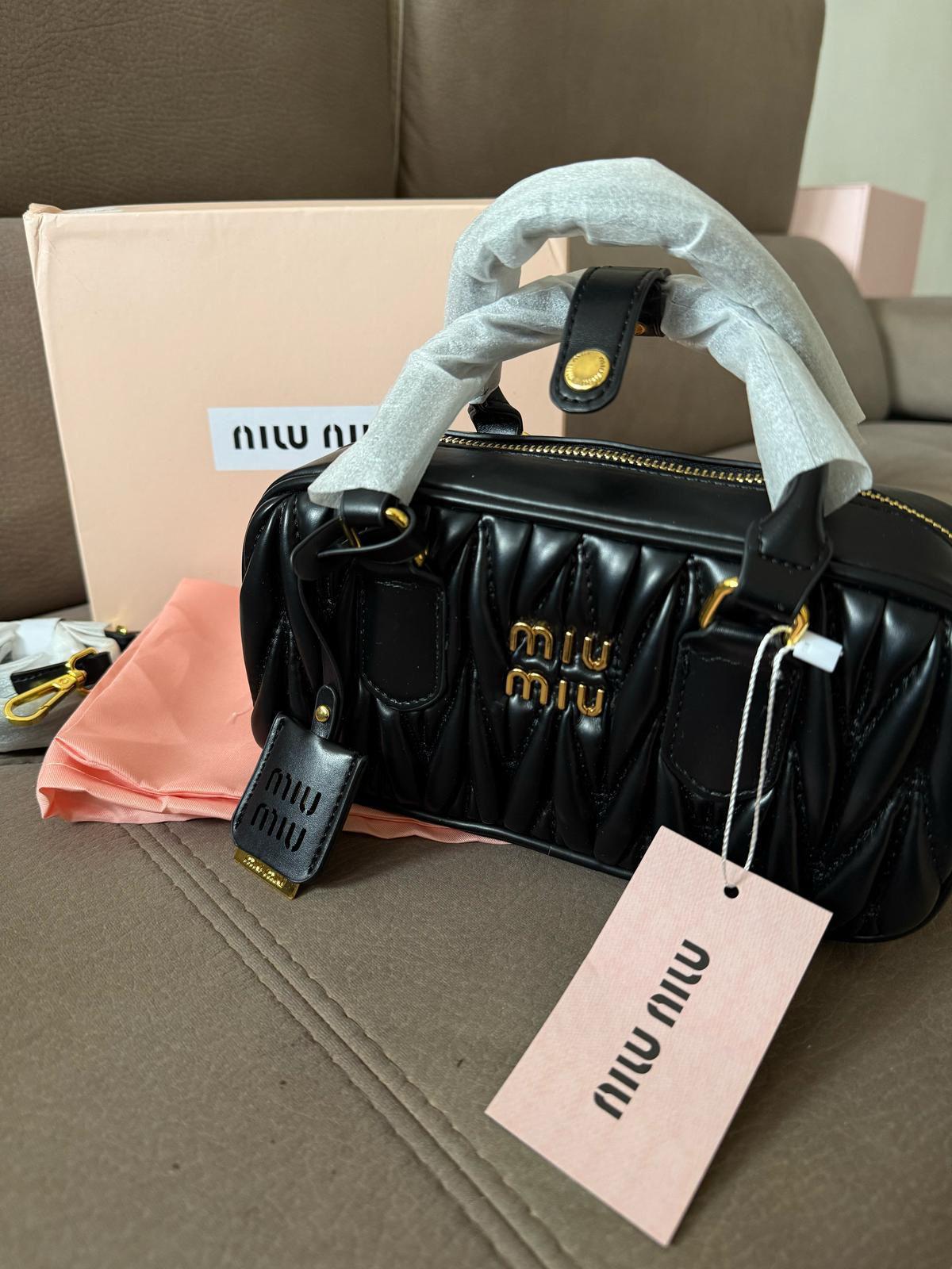 Borsa MIUMIU
