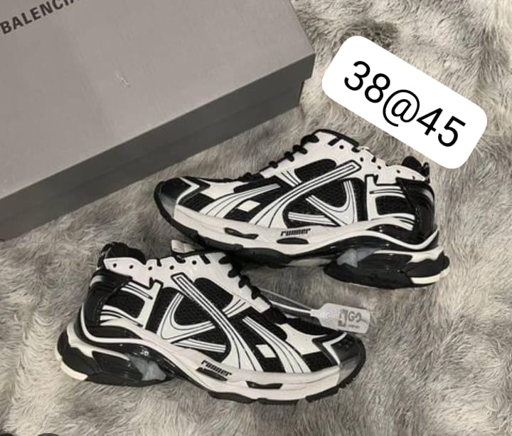BALENCIAGA "RUNNER"