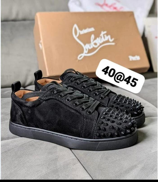 LOUBOUTIN LOW