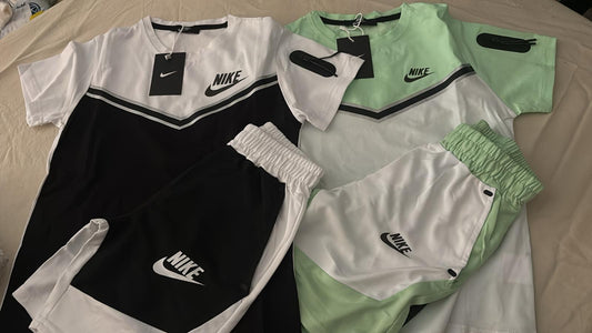 "BOX BIMBO" NIKE 8 ANNI