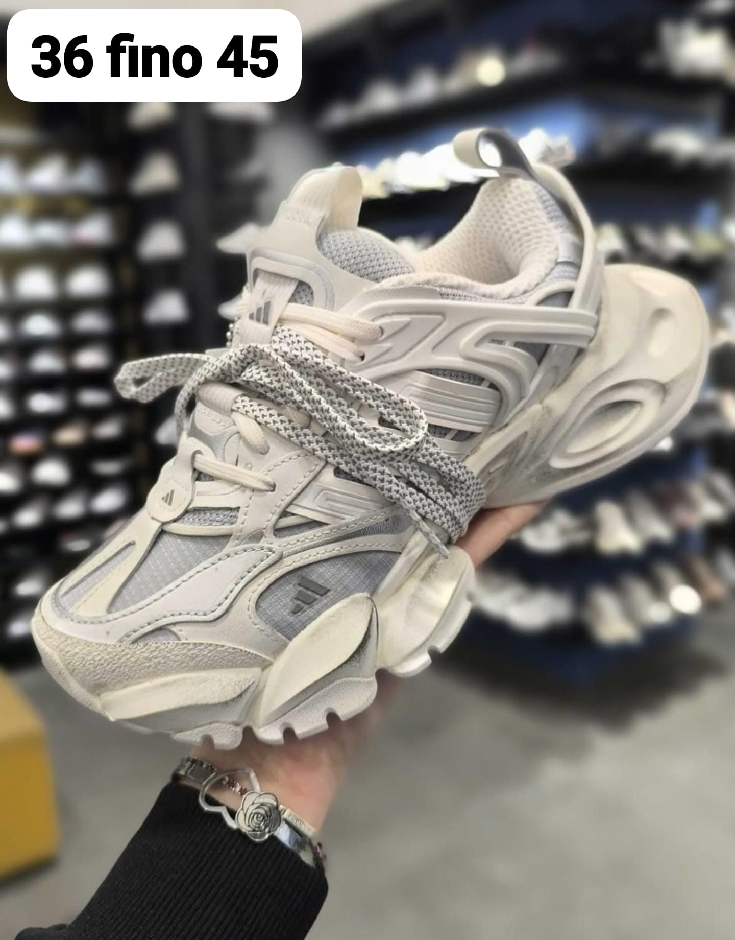 ADIDAS XLG RUNNER
