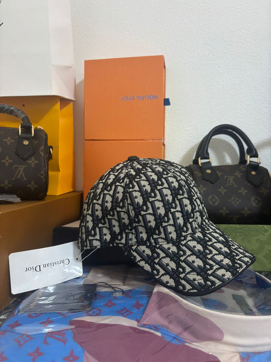 "PROMO" CAPPELLO DIOR